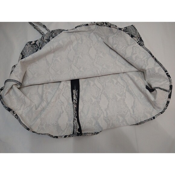 Torrid Size 4 Snakeskin Print Spaghetti Strap Fitted Tank Top Back Zipper Sexy - Picture 9 of 12